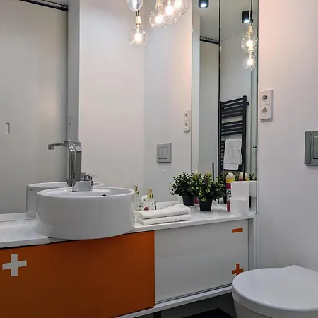 Royal Gardens Panorama By Cooee *