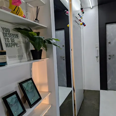 Apartment Royal Gardens Panorama By Cooee